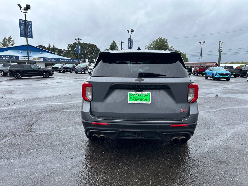 Used 2022 Ford Explorer ST AWD/4WD image 7