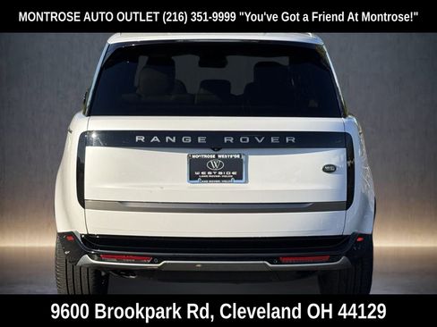 Used 2022 Land Rover Range Rover Long Wheelbase SE image 6