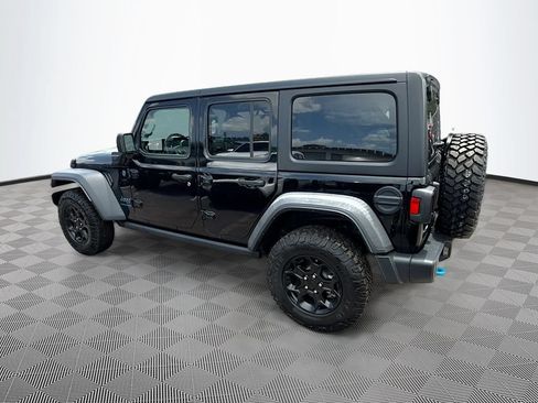Used 2023 Jeep Wrangler Unlimited w/ Cold Weather Group AWD/4WD image 8