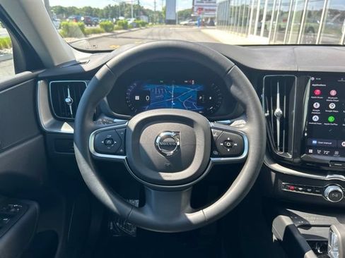 Used 2025 Volvo XC60 B5 Core w/ Protection Package Premier AWD/4WD image 19