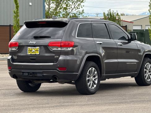 Used 2015 Jeep Grand Cherokee Overland w/ Advanced Technology Group AWD/4WD image 4