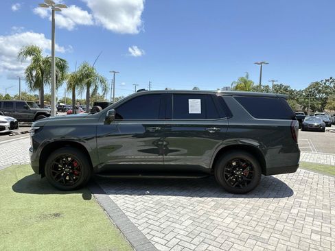 Used 2025 Chevrolet Tahoe RST w/ RST Performance Edition AWD/4WD image 3