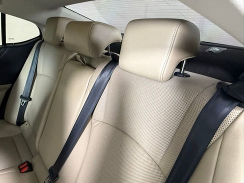 Used 2019 Lexus ES 350 w/ Premium Package FWD image 26