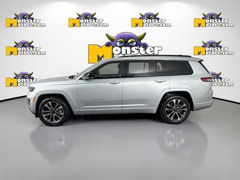 Used 2024 Jeep Grand Cherokee L Overland w/ Trailer Tow Package image 8