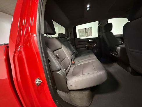 Used 2020 GMC Sierra 1500 Elevation w/ Elevation Value Package image 14