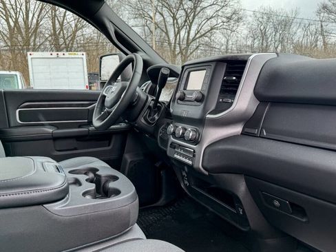 Used 2024 RAM 5500 SLT w/ Quick Order Package 2YG SLT image 10