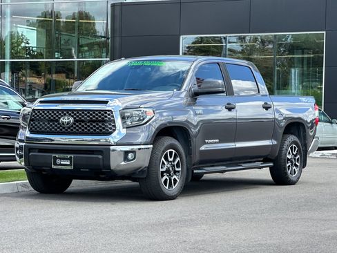 Used 2019 Toyota Tundra SR5 w/ TRD Off Road Package AWD/4WD image 7