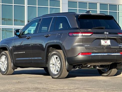 New 2025 Jeep Grand Cherokee Laredo X image 8