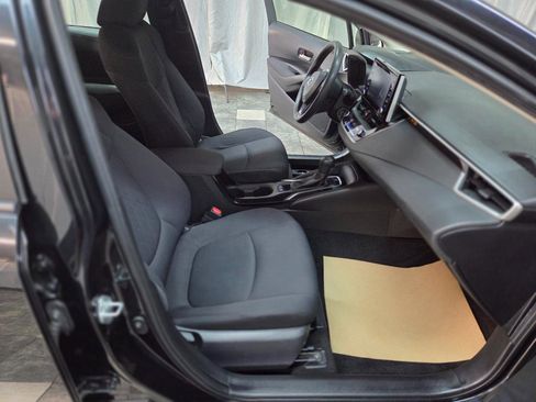 Used 2020 Toyota Corolla LE FWD image 14