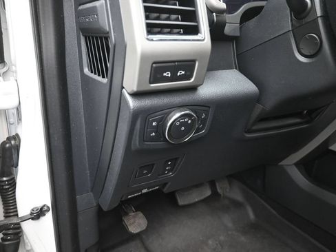 Used 2022 Ford F250 Lariat w/ Lariat Ultimate Package AWD/4WD image 7