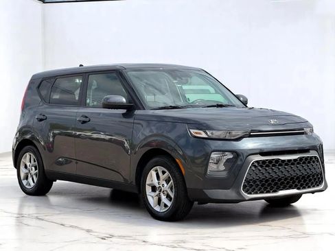 Used 2021 Kia Soul S FWD image 4