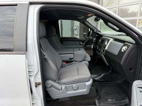 Used 2014 Ford F150 XLT w/ Equipment Group 302A Luxury image 19