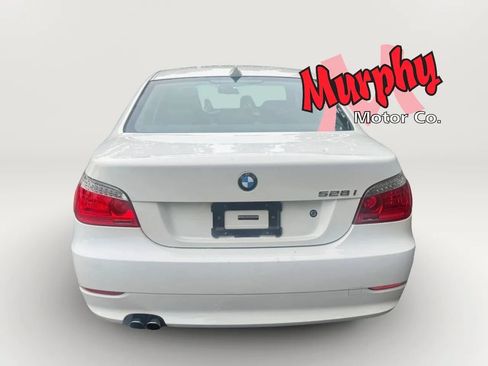 Used 2010 BMW 528i xDrive Sedan AWD/4WD image 5