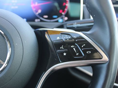 Used 2025 Mercedes-Benz E 350 Sedan image 36