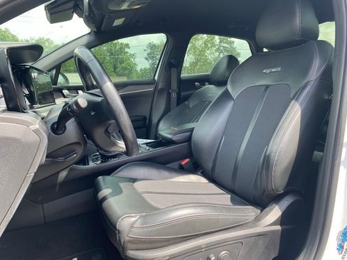 Used 2022 Kia K5 GT-Line image 10