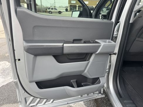 Used 2023 Ford F150 XLT image 8