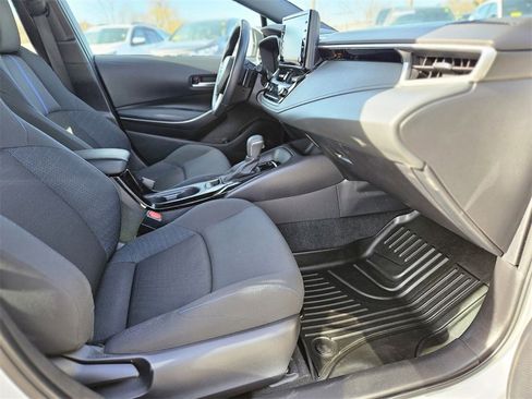 Used 2022 Toyota Corolla SE image 8
