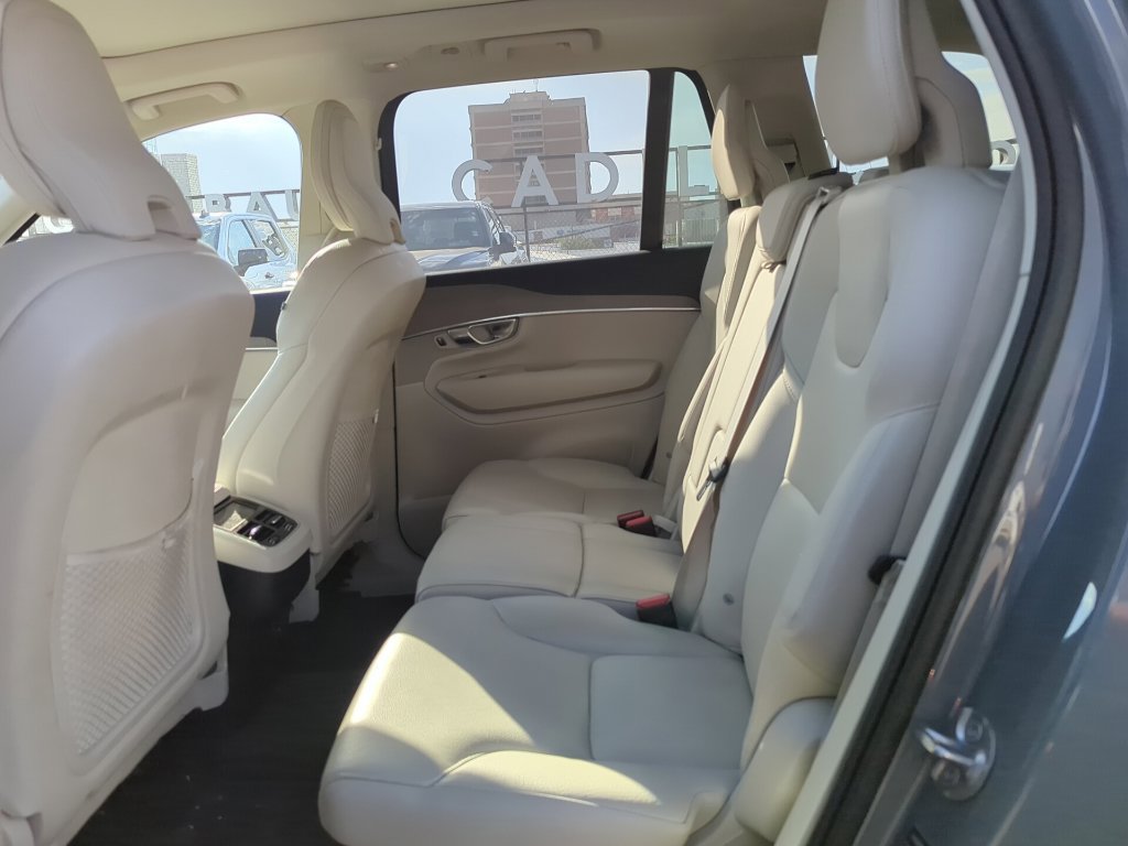 Used 2023 Volvo XC90 B6 Plus w/ Protection Package AWD/4WD image 9