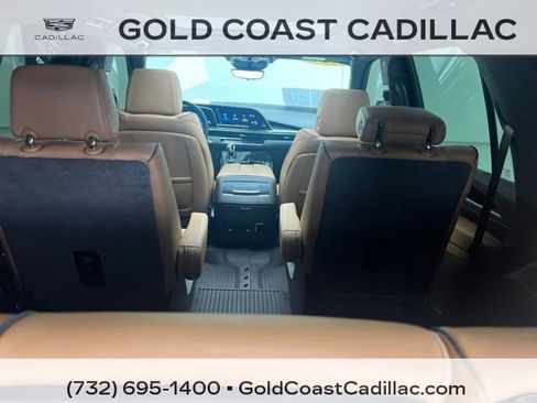 Used 2024 Cadillac Escalade Sport w/ LPO, ONYX Package AWD/4WD image 15