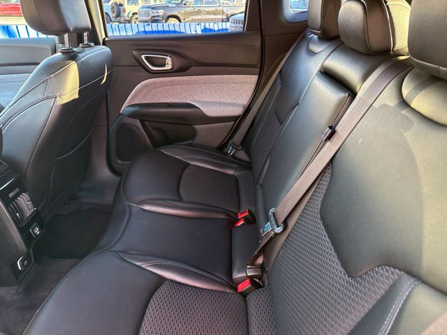 Used 2023 Jeep Compass Latitude AWD/4WD image 23