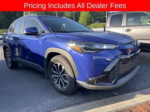 Used 2024 Toyota Corolla Cross AWD Hybrid image 12