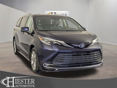 Used 2024 Toyota Sienna Platinum