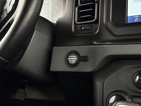 Certified 2022 Ford Bronco Black Diamond AWD/4WD image 10
