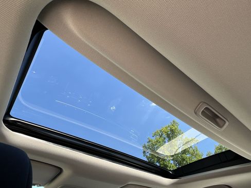 Used 2024 Honda Civic EX image 27