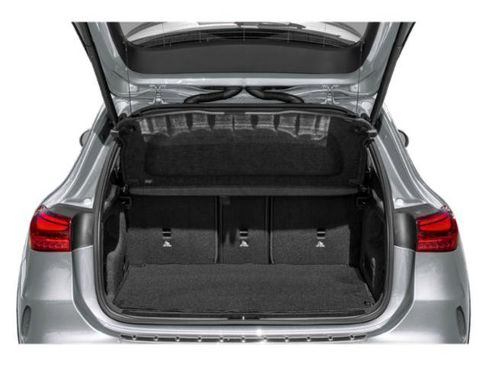 New 2026 Mercedes-Benz GLA 35 AMG 4MATIC image 8