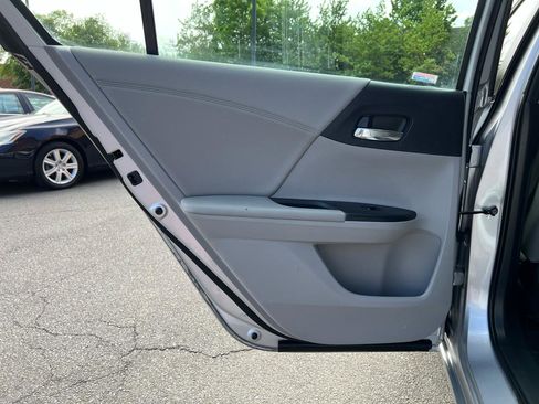 Used 2013 Honda Accord EX-L image 26
