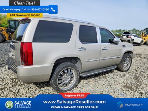 Used 2007 Cadillac Escalade AWD w/ Information Package image 4