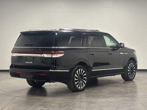 Used 2022 Lincoln Navigator L Black Label image 4
