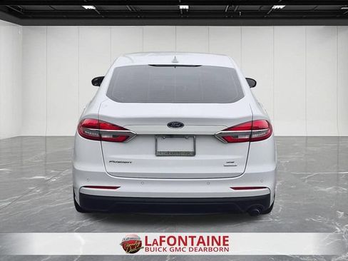 Used 2020 Ford Fusion SE FWD image 4