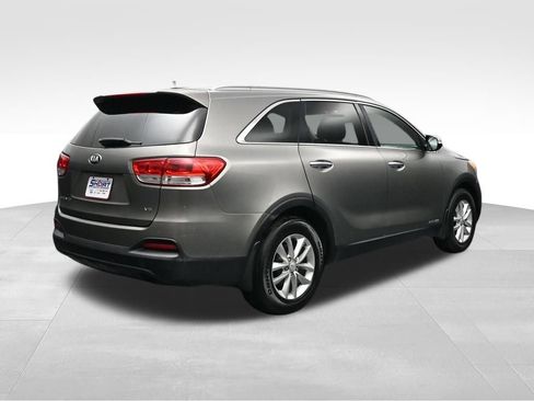 Used 2016 Kia Sorento LX AWD/4WD image 5