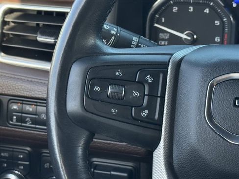 Used 2021 GMC Yukon XL Denali w/ Denali Ultimate Package image 13