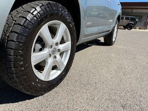 Used 2007 Toyota RAV4 Limited image 13