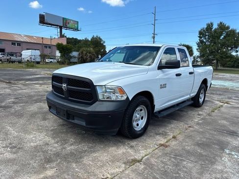 Used 2017 RAM 1500 Tradesman RWD image 7