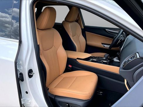 Used 2025 Lexus NX 350 AWD w/ Accessory Package (A2) image 9