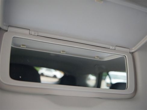 Used 2024 Chevrolet Trax LS image 26