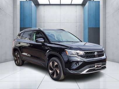 New 2024 Volkswagen Taos SE