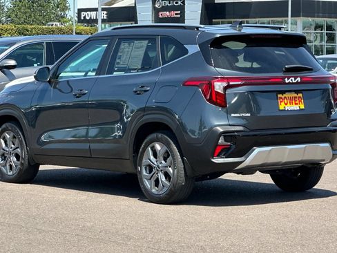 Used 2024 Kia Seltos S AWD/4WD image 6