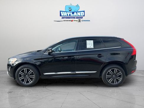Used 2017 Volvo XC60 T5 Dynamic w/ Preferred Option Package image 2