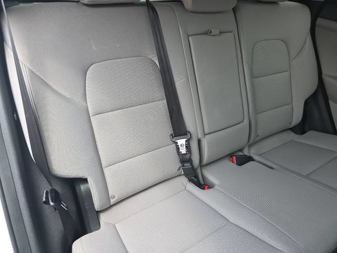 Used 2019 Hyundai Tucson Value FWD image 16