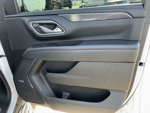 Used 2022 Chevrolet Tahoe RST w/ Luxury Package image 33