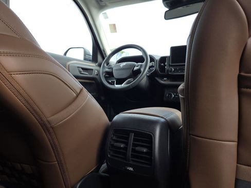 Used 2024 Ford Bronco Sport Outer Banks w/ Tech Package image 25