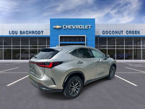 Used 2024 Lexus NX 250 FWD image 8