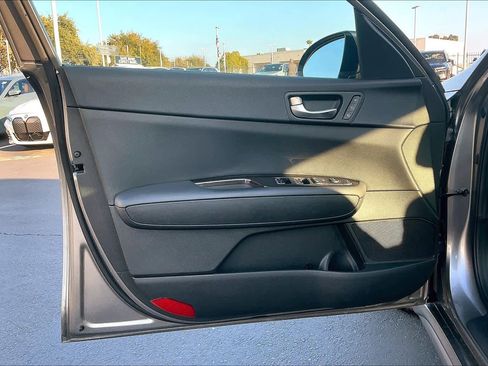 Used 2017 Kia Optima EX image 25