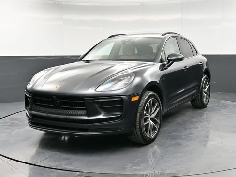 New 2026 Porsche Macan AWD/4WD image 1