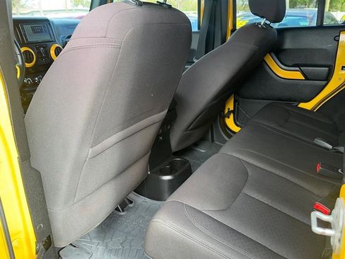 Used 2015 Jeep Wrangler Unlimited Sport w/ Quick Order Package 24S image 28