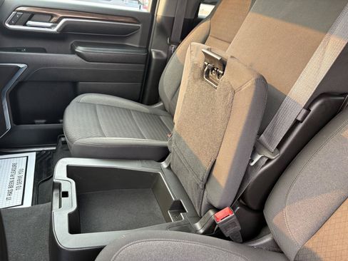 Used 2024 Chevrolet Silverado 2500 LT AWD/4WD image 24